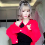 傣族红衣小姐姐,传承民族风情的美丽使者